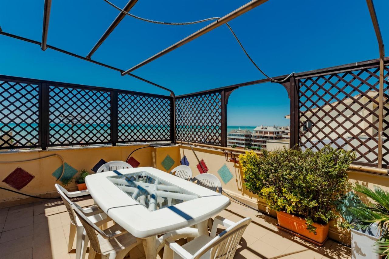Appartamento Polo Natatorio Lido di Ostia Dış mekan fotoğraf