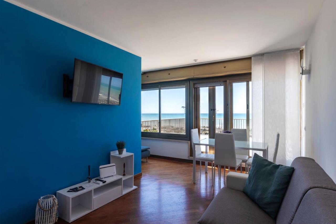 Appartamento Polo Natatorio Lido di Ostia Dış mekan fotoğraf