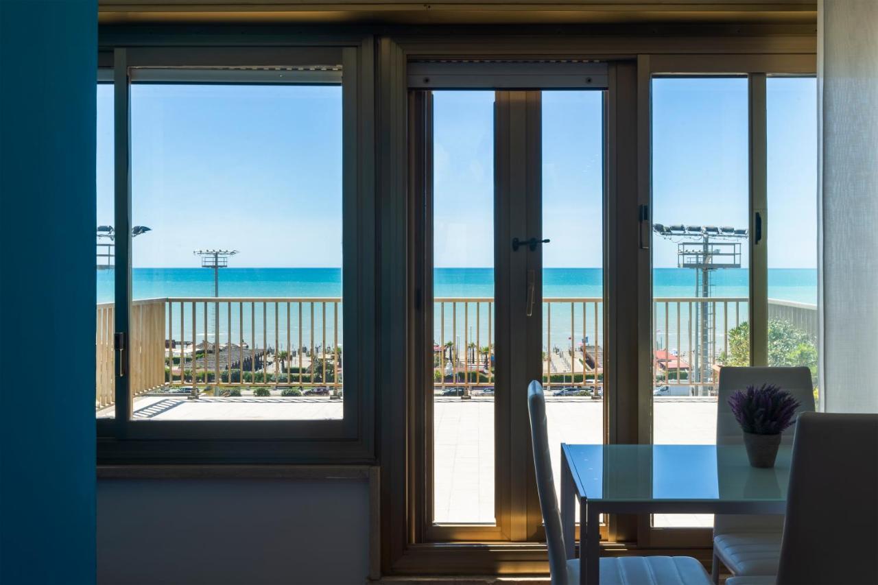 Appartamento Polo Natatorio Lido di Ostia Dış mekan fotoğraf