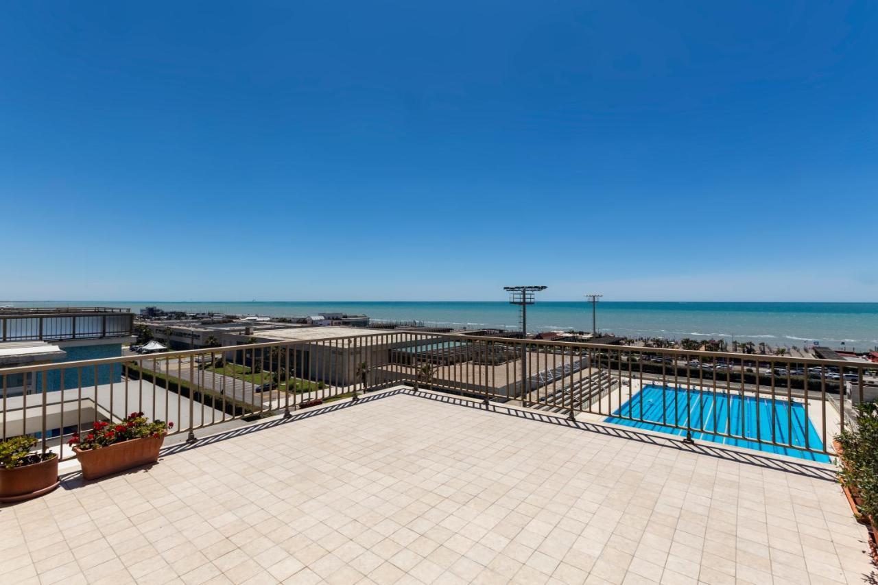 Appartamento Polo Natatorio Lido di Ostia Dış mekan fotoğraf